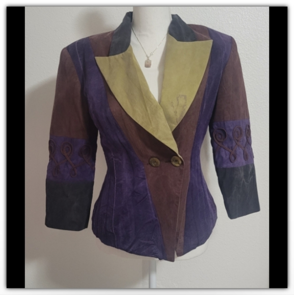 Vintage 80s Gigi Parole jacket size small with shoulder pands color block